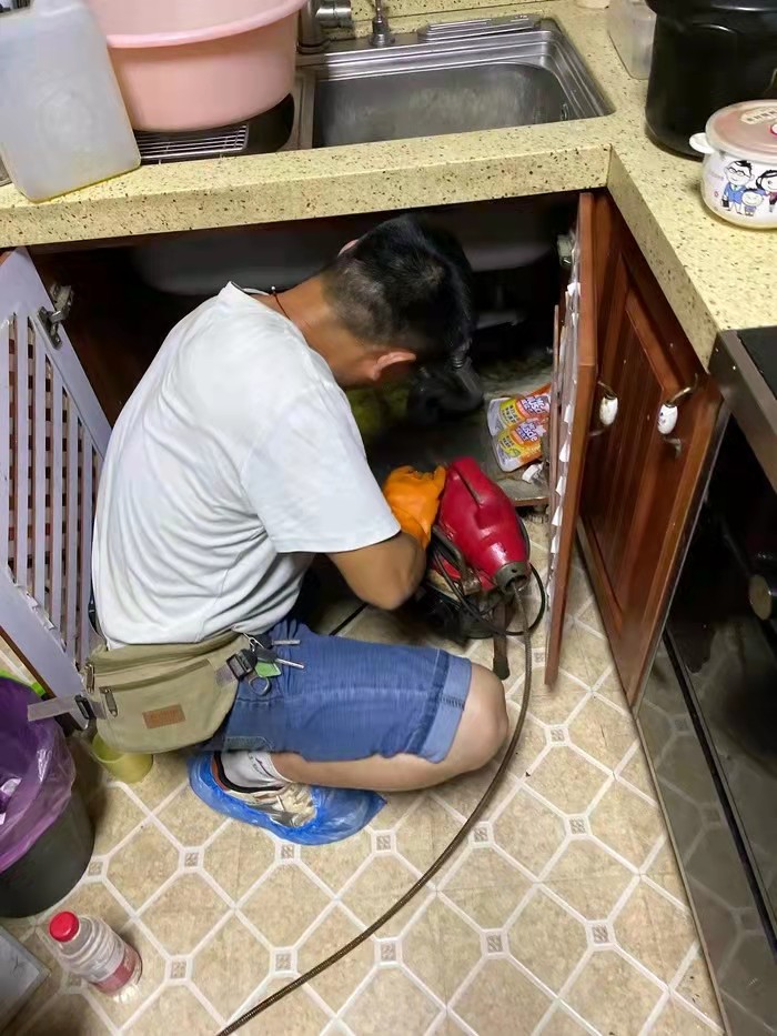 文城镇通下水道